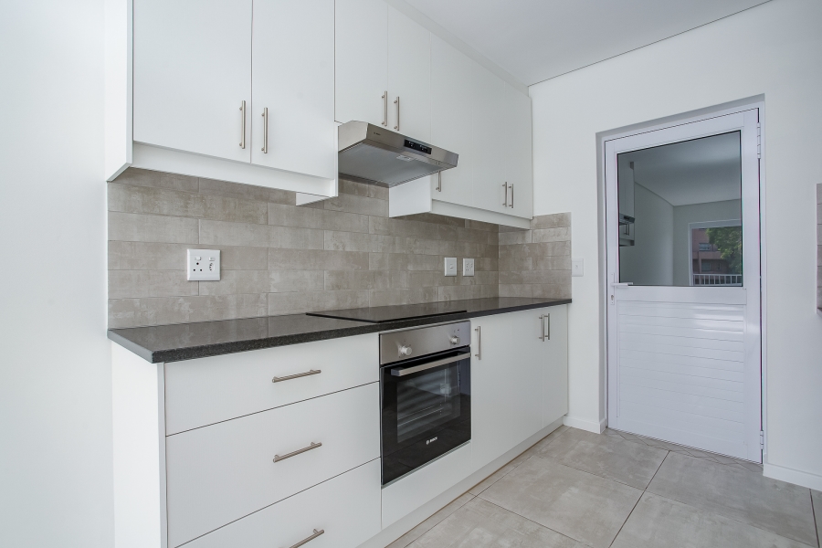 To Let 2 Bedroom Property for Rent in Honeydew Country Estate Western Cape